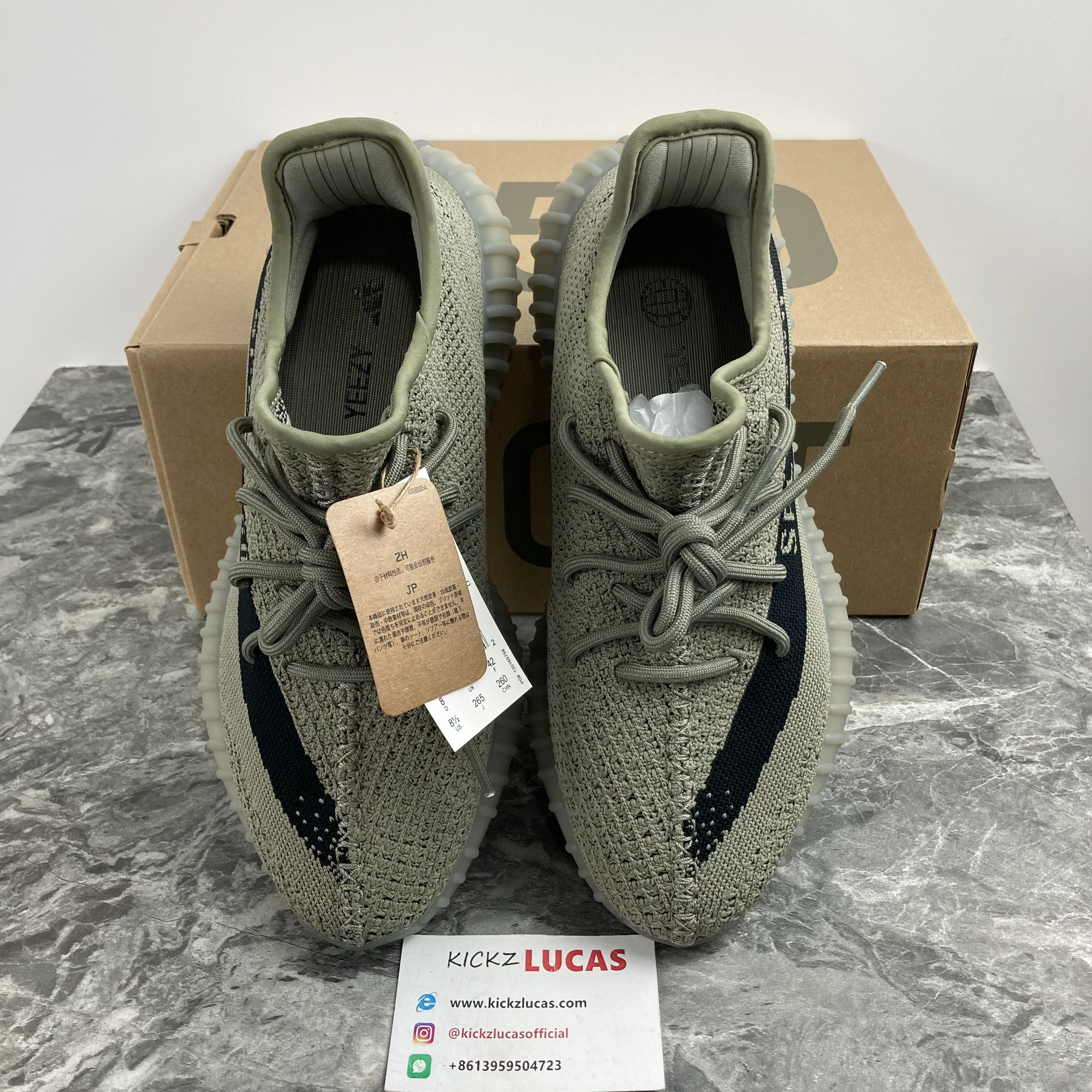 Supportive Yeezy Boost 350 V2 Granite HQ 2627