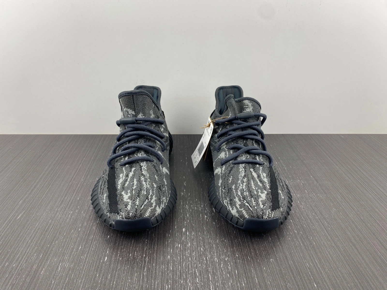 Classic Yeezy Boost 350 V2 ID 2616