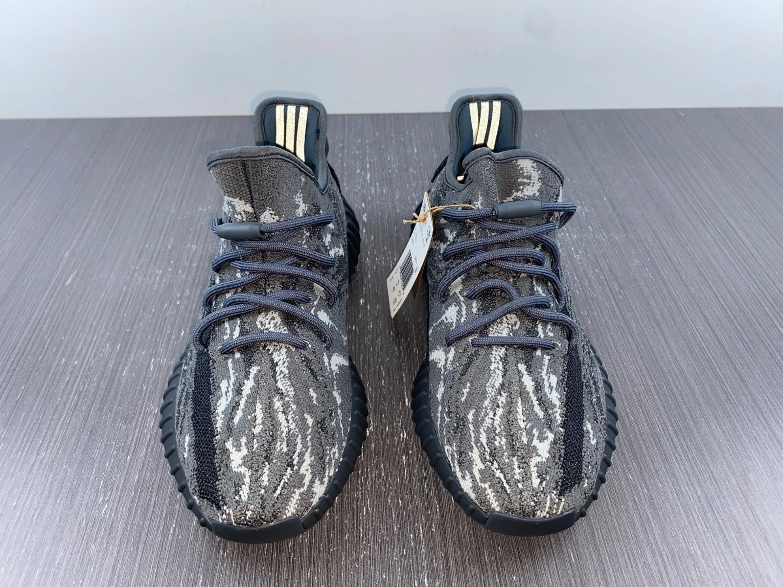 Classic Yeezy Boost 350 V2 ID 2616