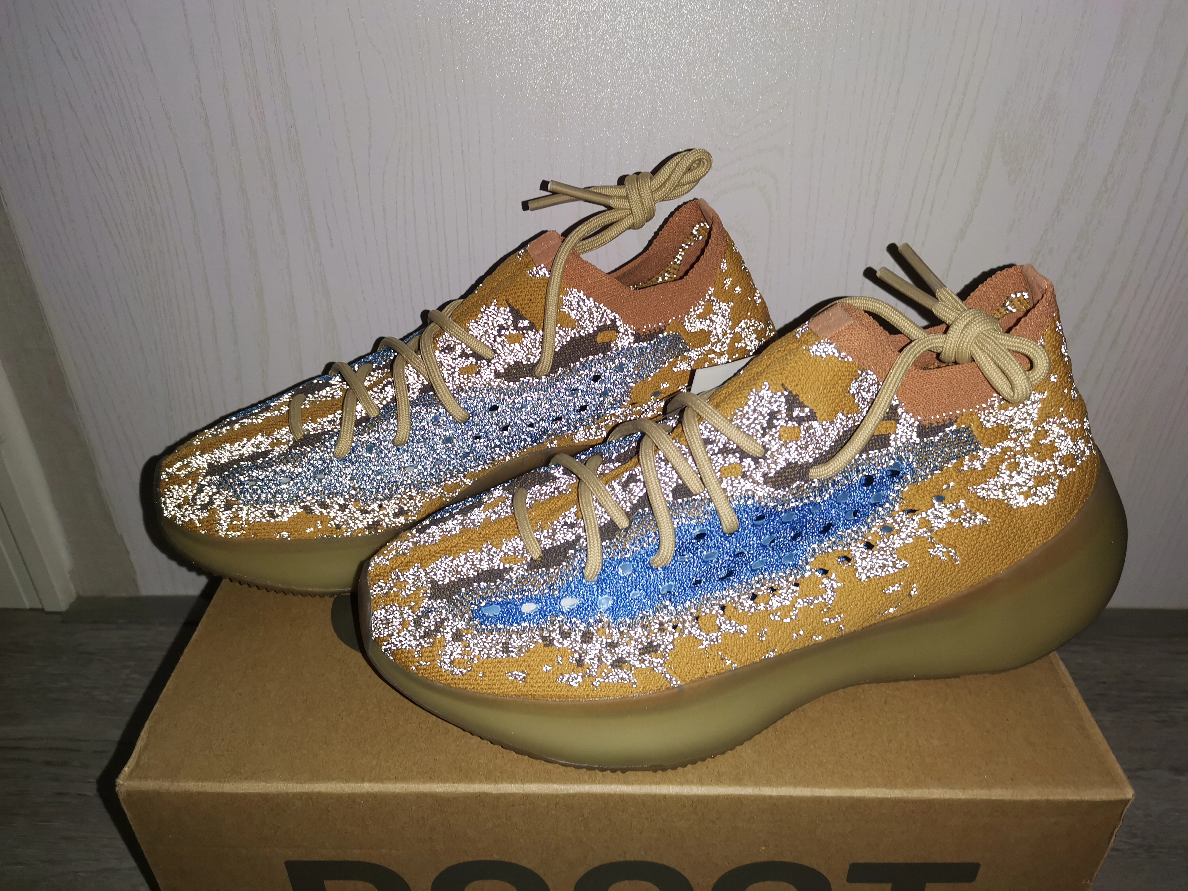 Packable Yeezy Boost 380 Blue Oat Reflective 2699