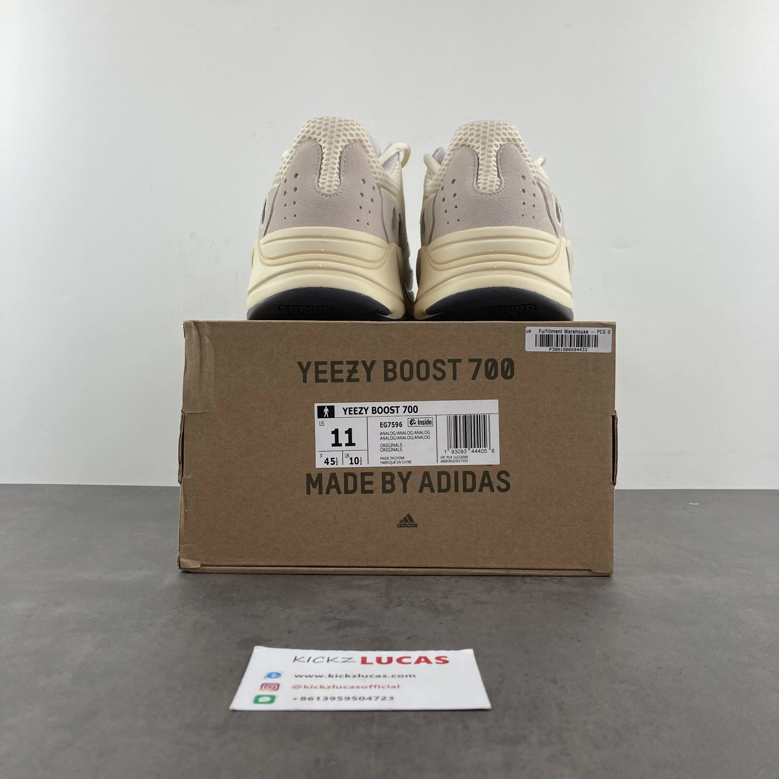 Yeezy Boost 700 Analog EG Cozy 2749