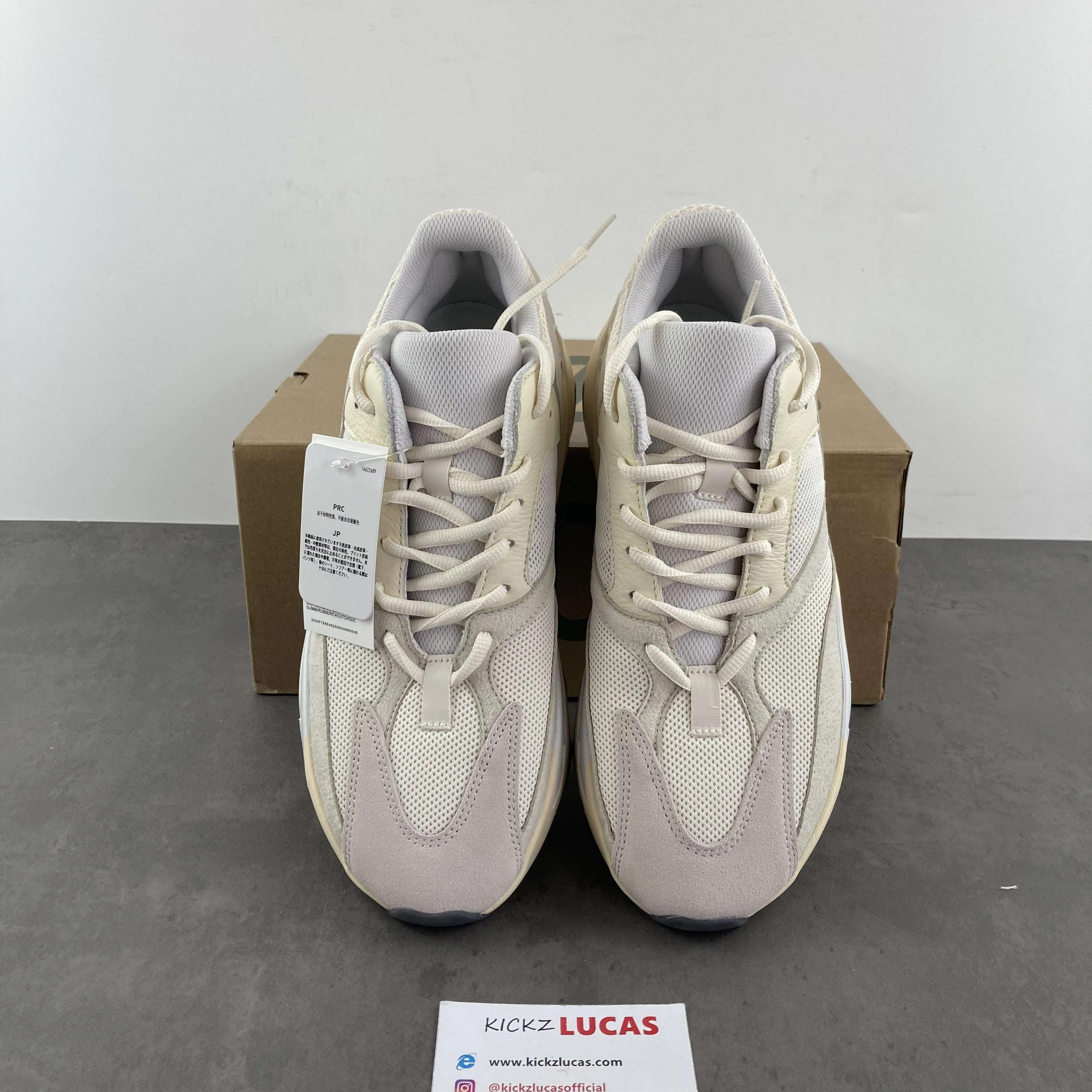 Yeezy Boost 700 Analog EG Cozy 2749