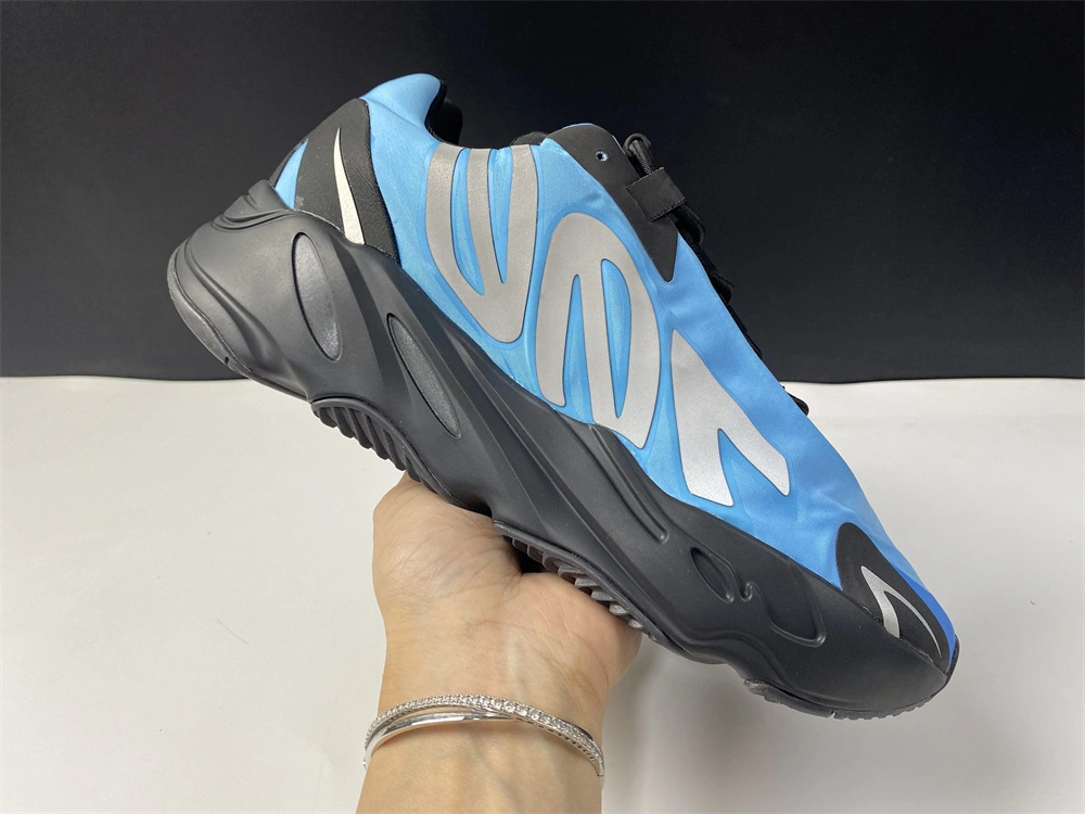 Yeezy Boost 700 MNVN  Cyan GZ Efficient 2728