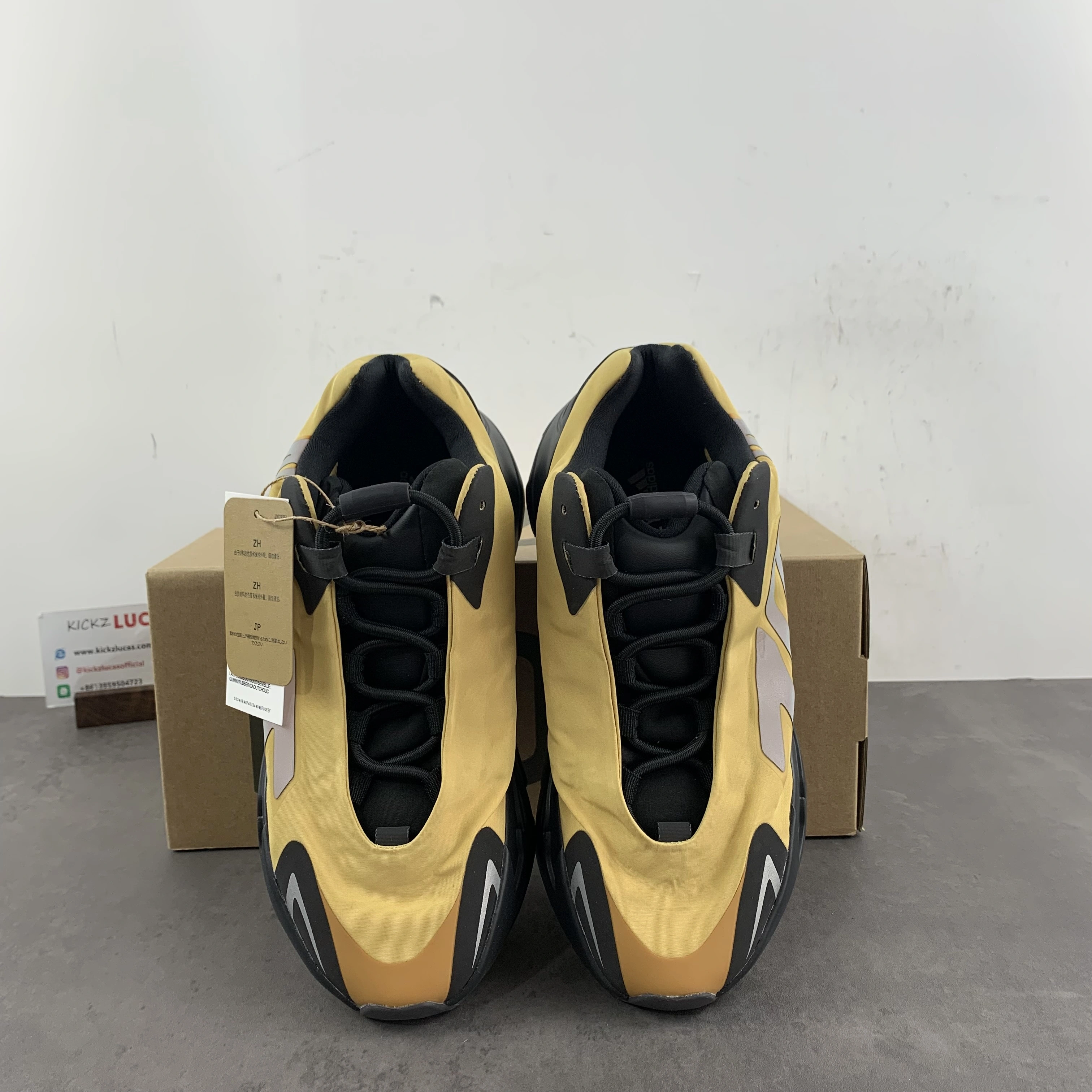 NewStyle Yeezy Boost 700 MNVN Honey Flux GZ 2722
