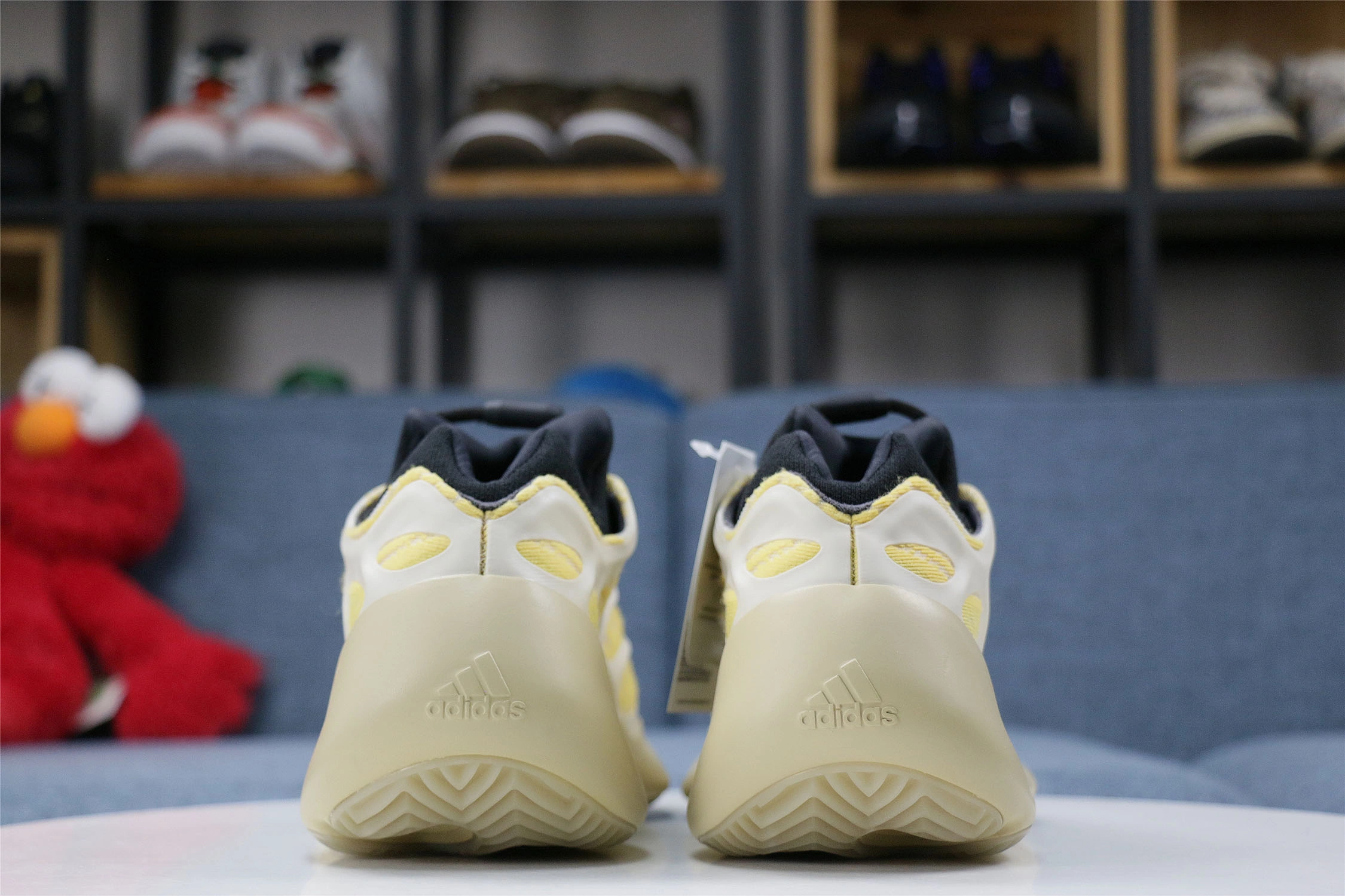 Seasonal Yeezy Boost 700 V3 Safflower 2734
