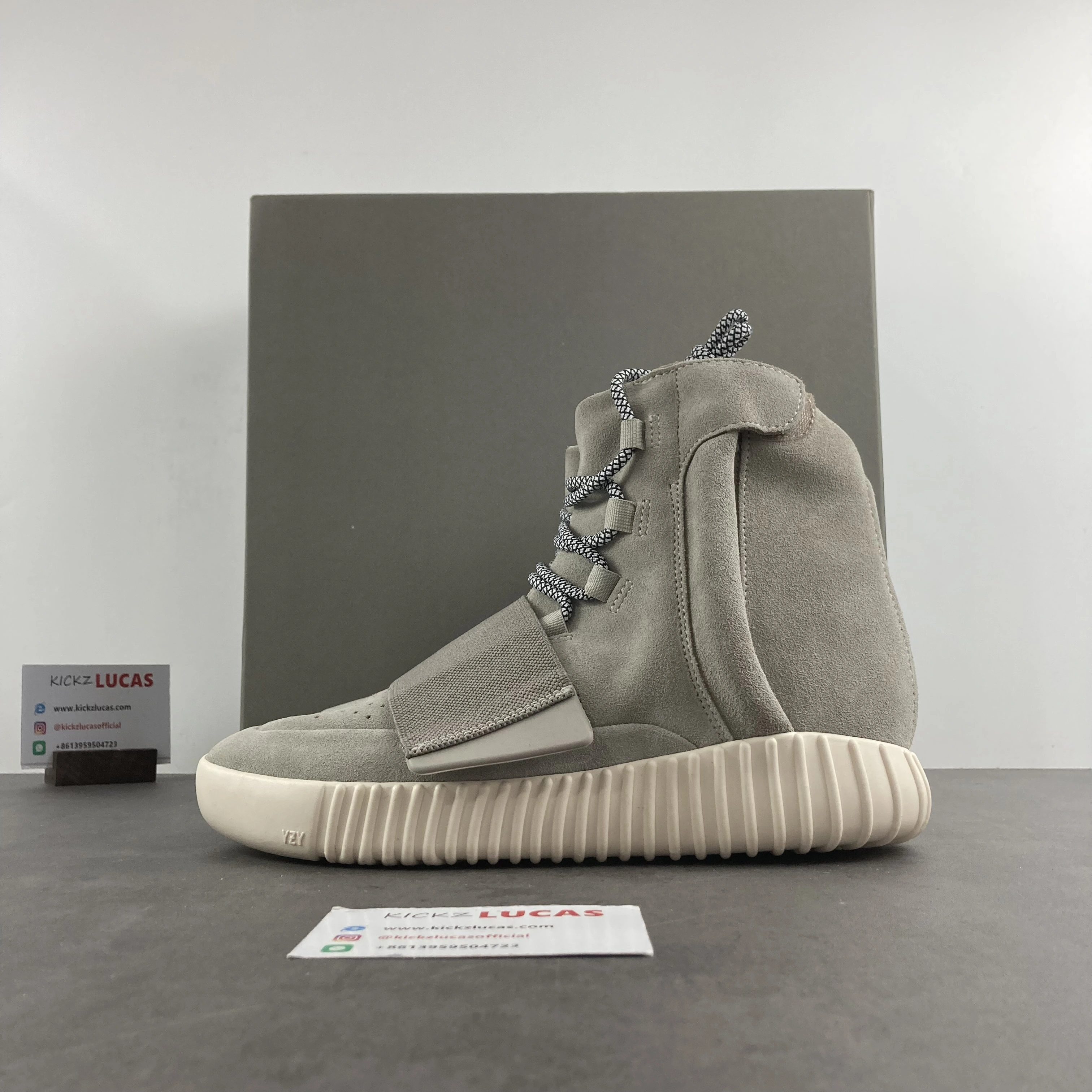 Yeezy Boost 750 OG Grey B Chic 2754