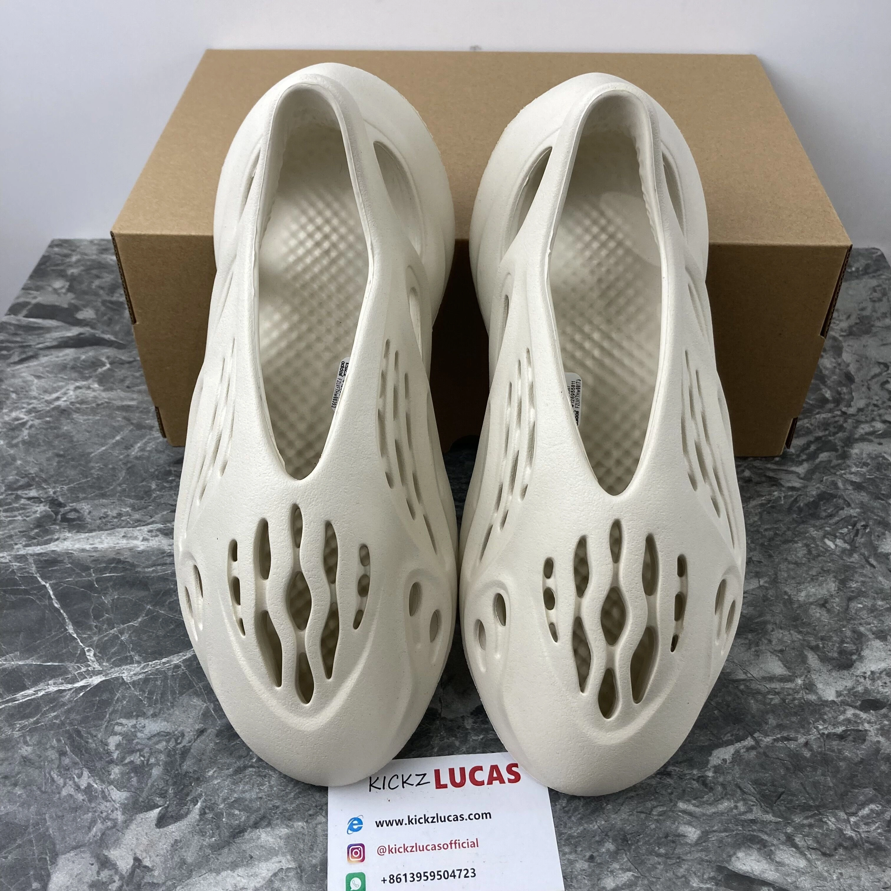 AllSeason Yeezy Foam RNNR Sand FY 2606