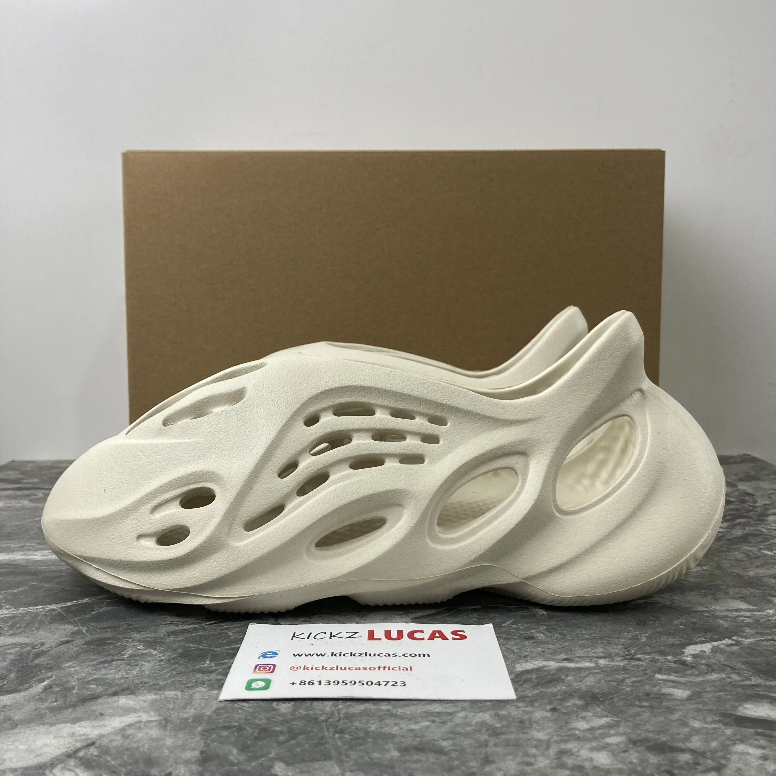 AllSeason Yeezy Foam RNNR Sand FY 2606