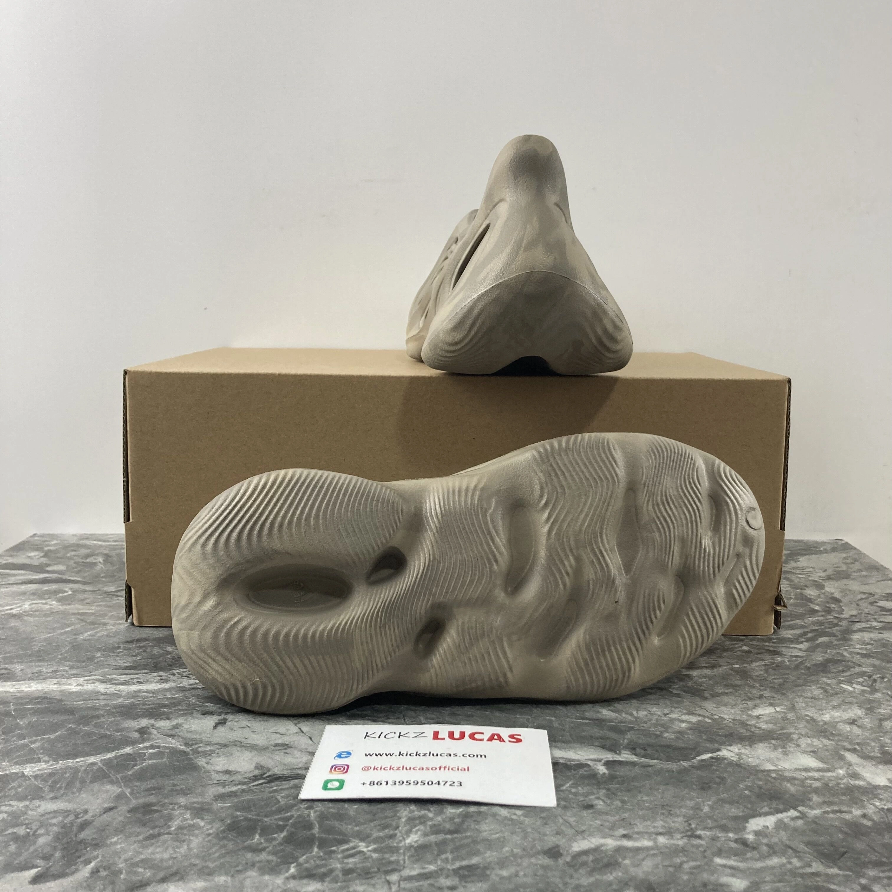 Yeezy Foam RNNR Stone Sage GX Durable 2594