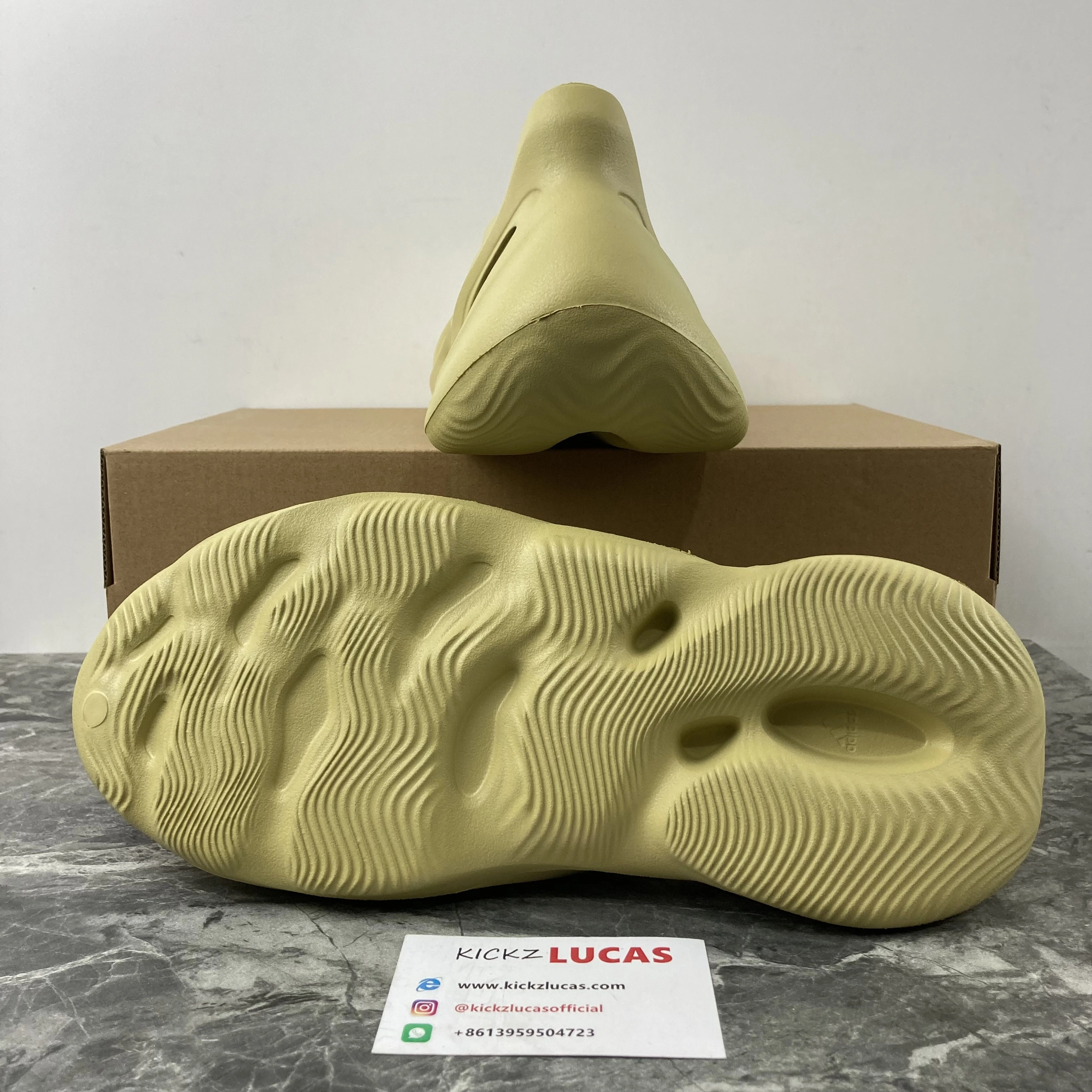 Yeezy Foam RNNR Sulfur GV SunProtective 2593