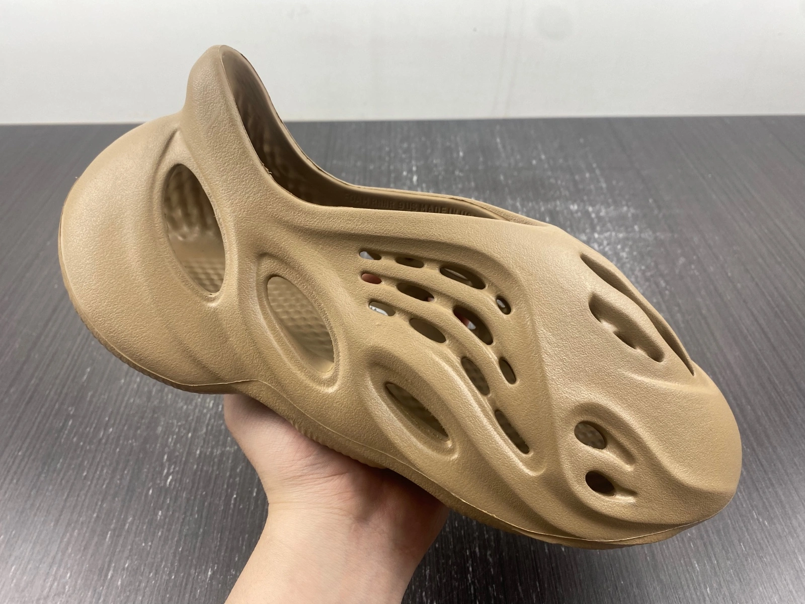 Minimalist Yeezy Foam RNR Clay Taupe GV 2577