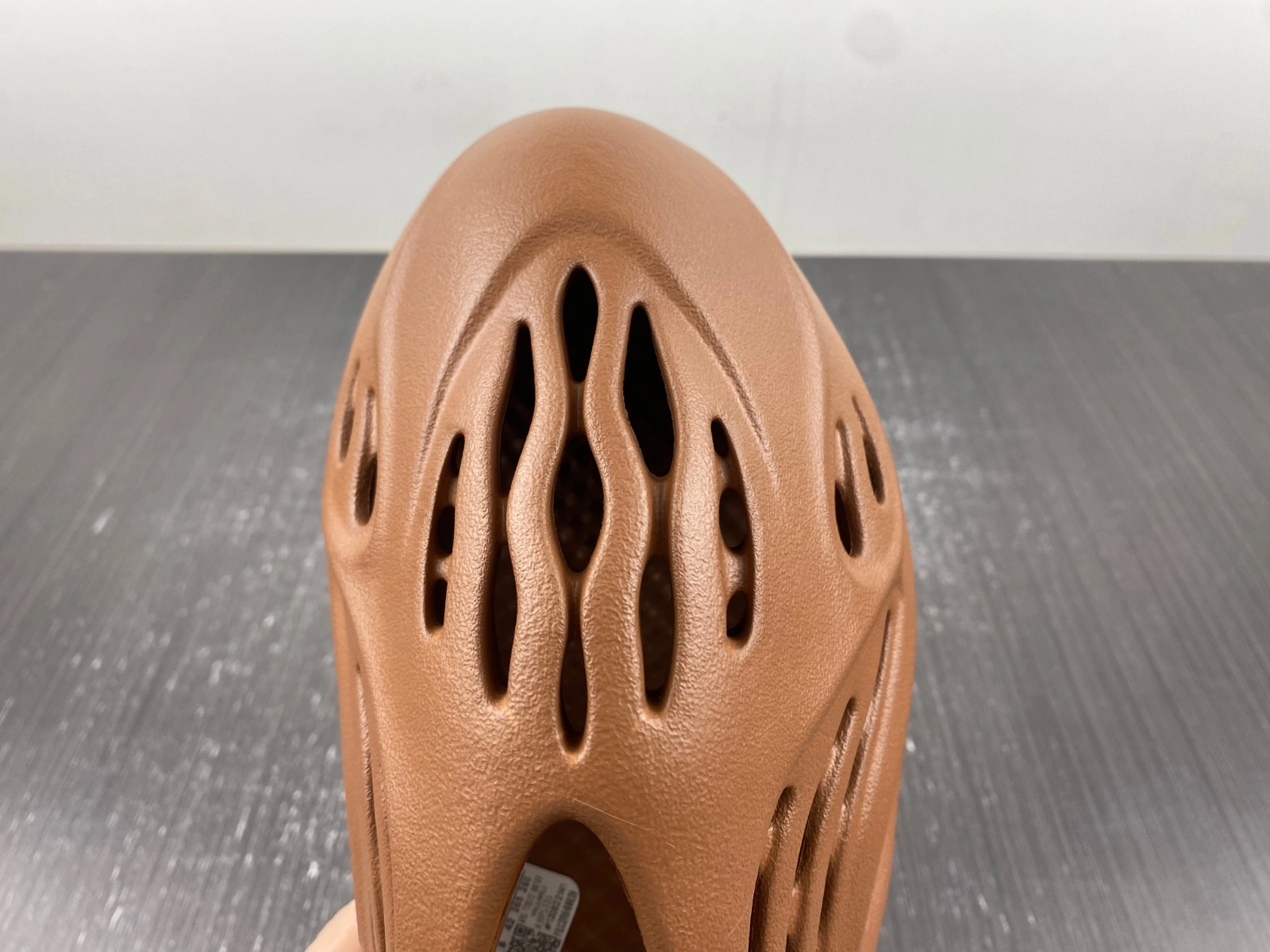 Yeezy Foam Runner Clay Red HP Bold 2579
