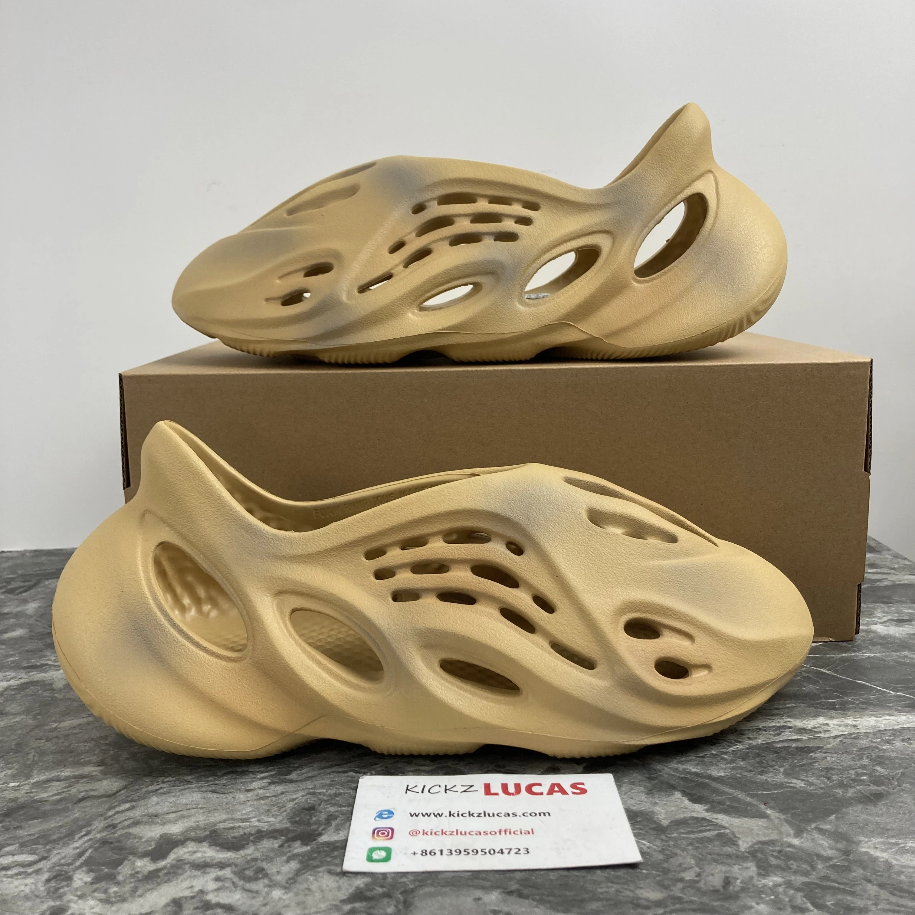Yeezy Foam Runner Desert Sand GV SmoothTexture 2586