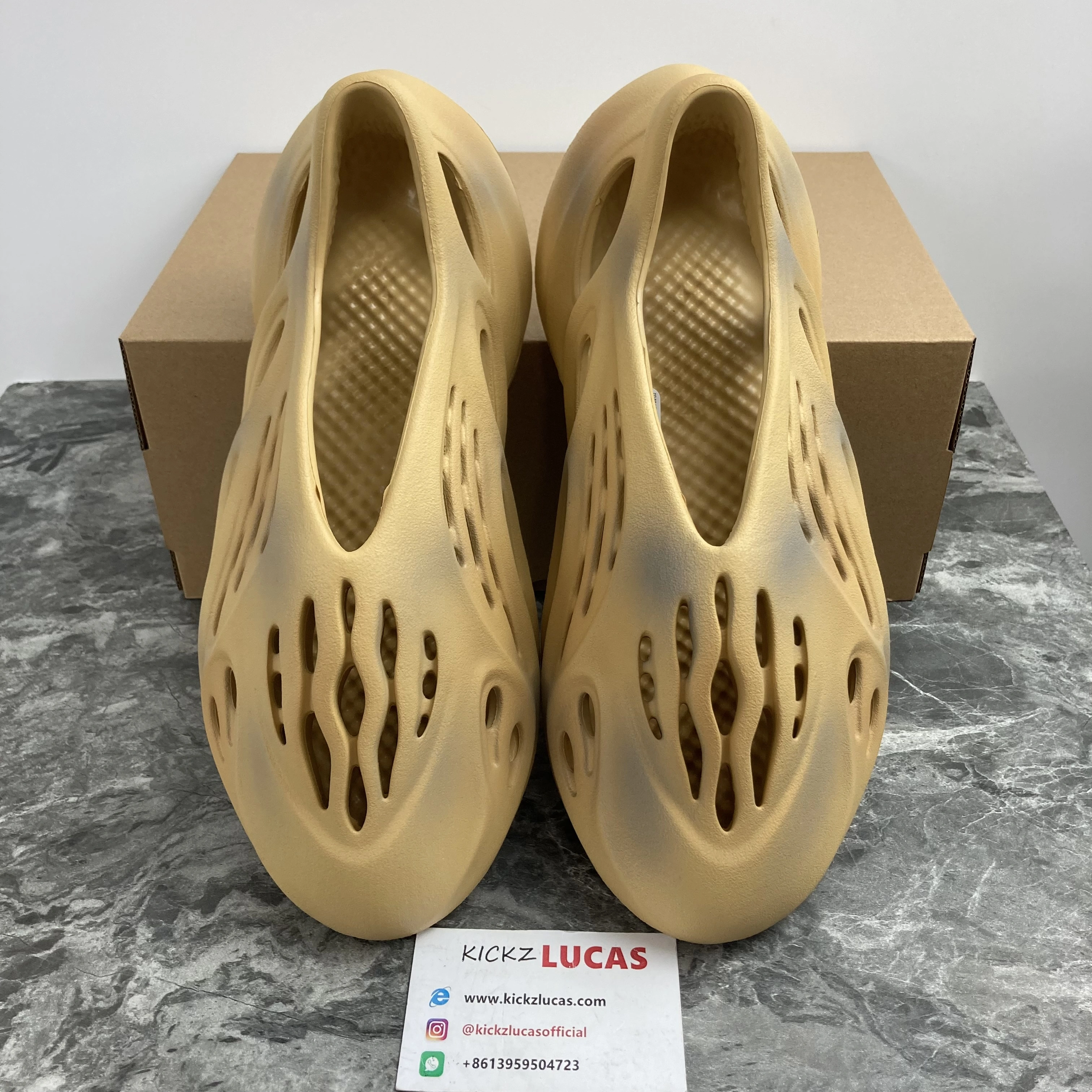 Yeezy Foam Runner Desert Sand GV SmoothTexture 2586