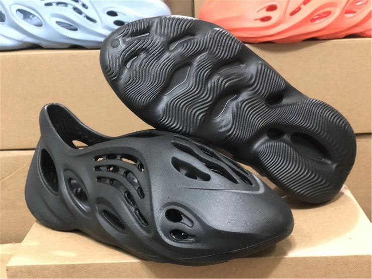 DailyWear Yeezy Foam Runner 2612