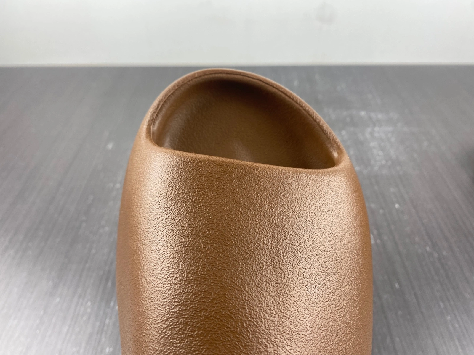 Breathable Yeezy Slide Flax FZ 2582