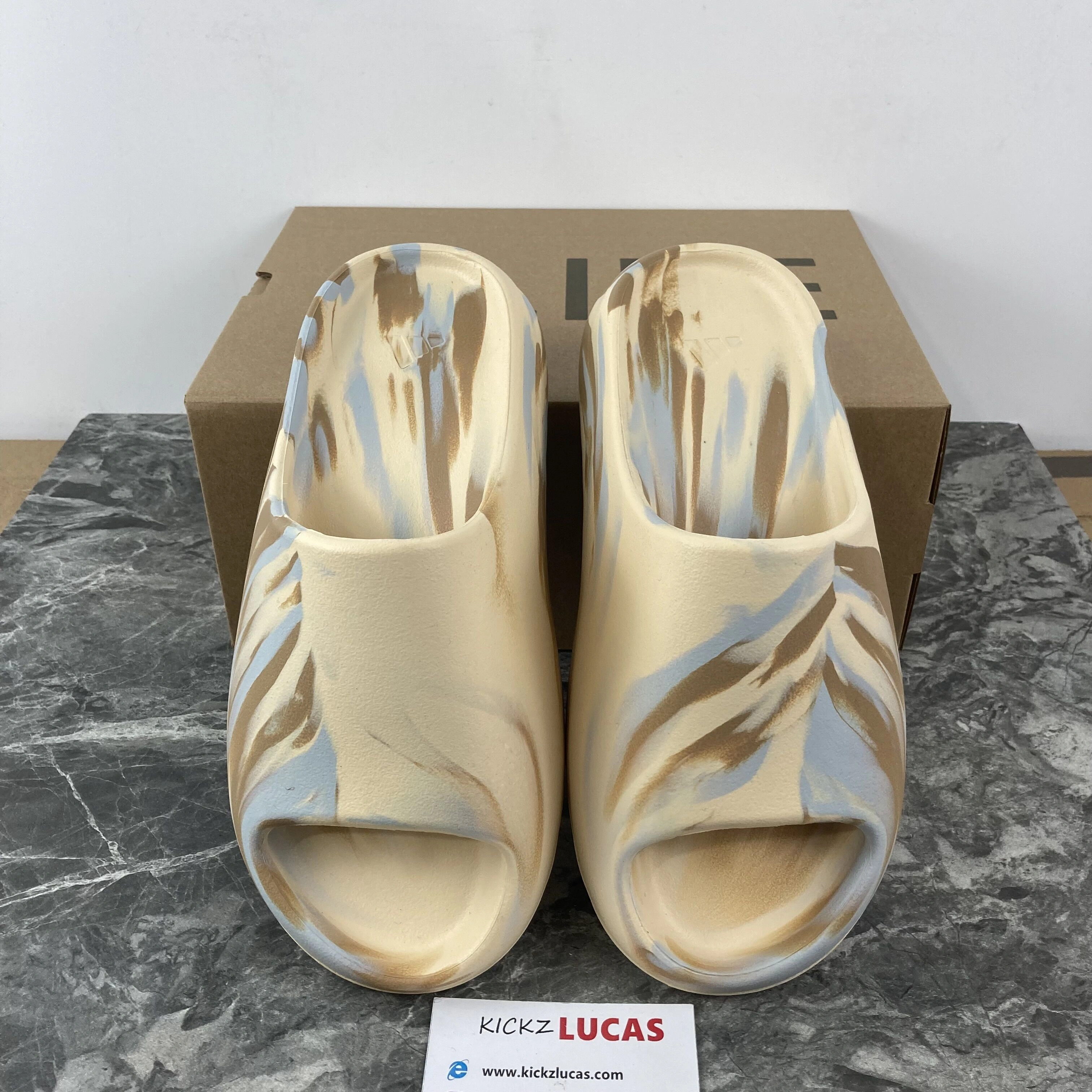 Yeezy Slide MX APPEARS GW FlexibleFit 2580