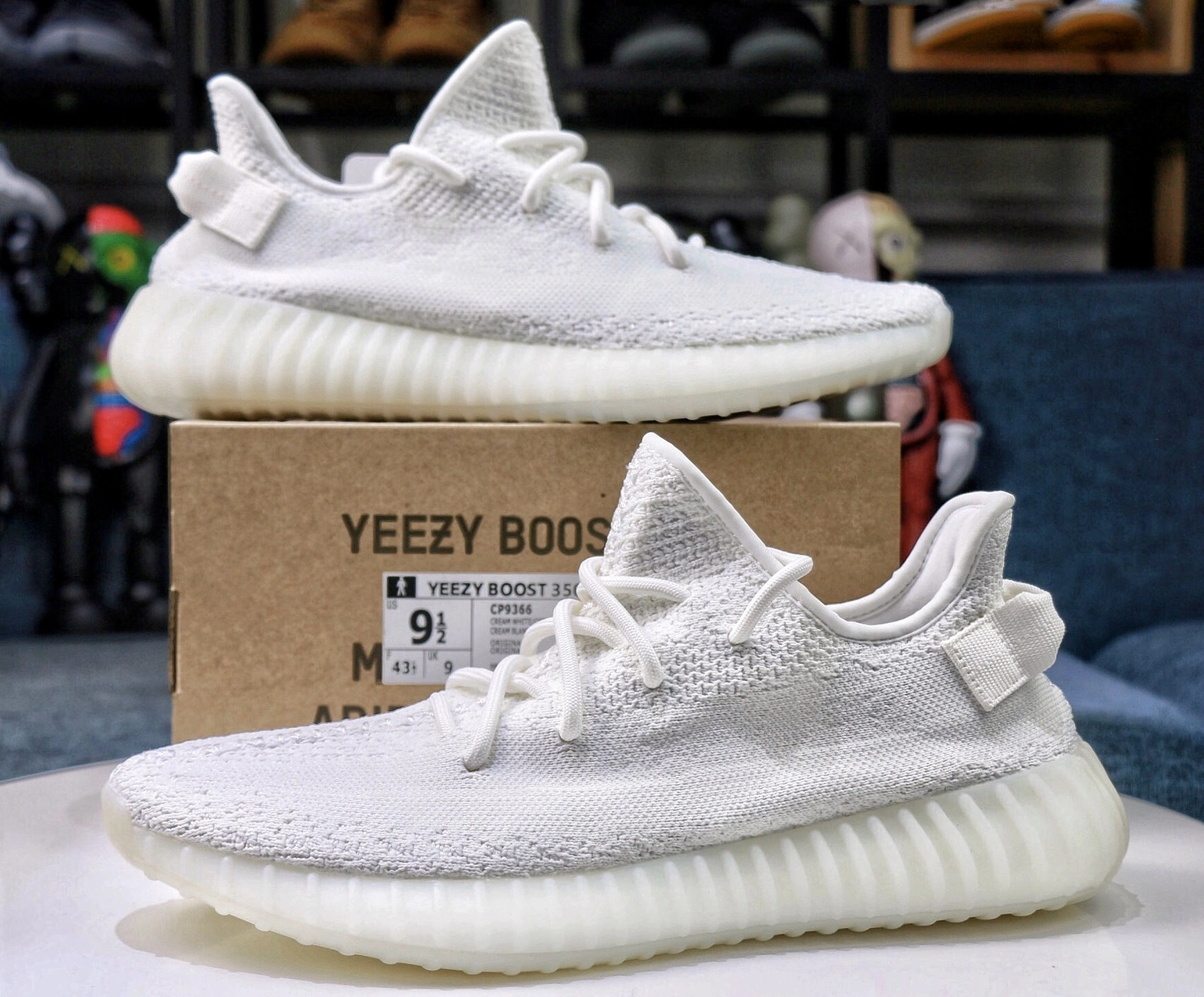 Attractive Yeezy boost 350 V2 Cream white 2680