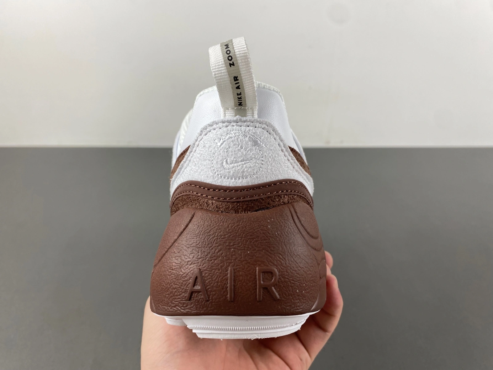 Minimalist Zoom Field Jaxx SP Travis Scott Jaxx Brown HQ3073- 1912