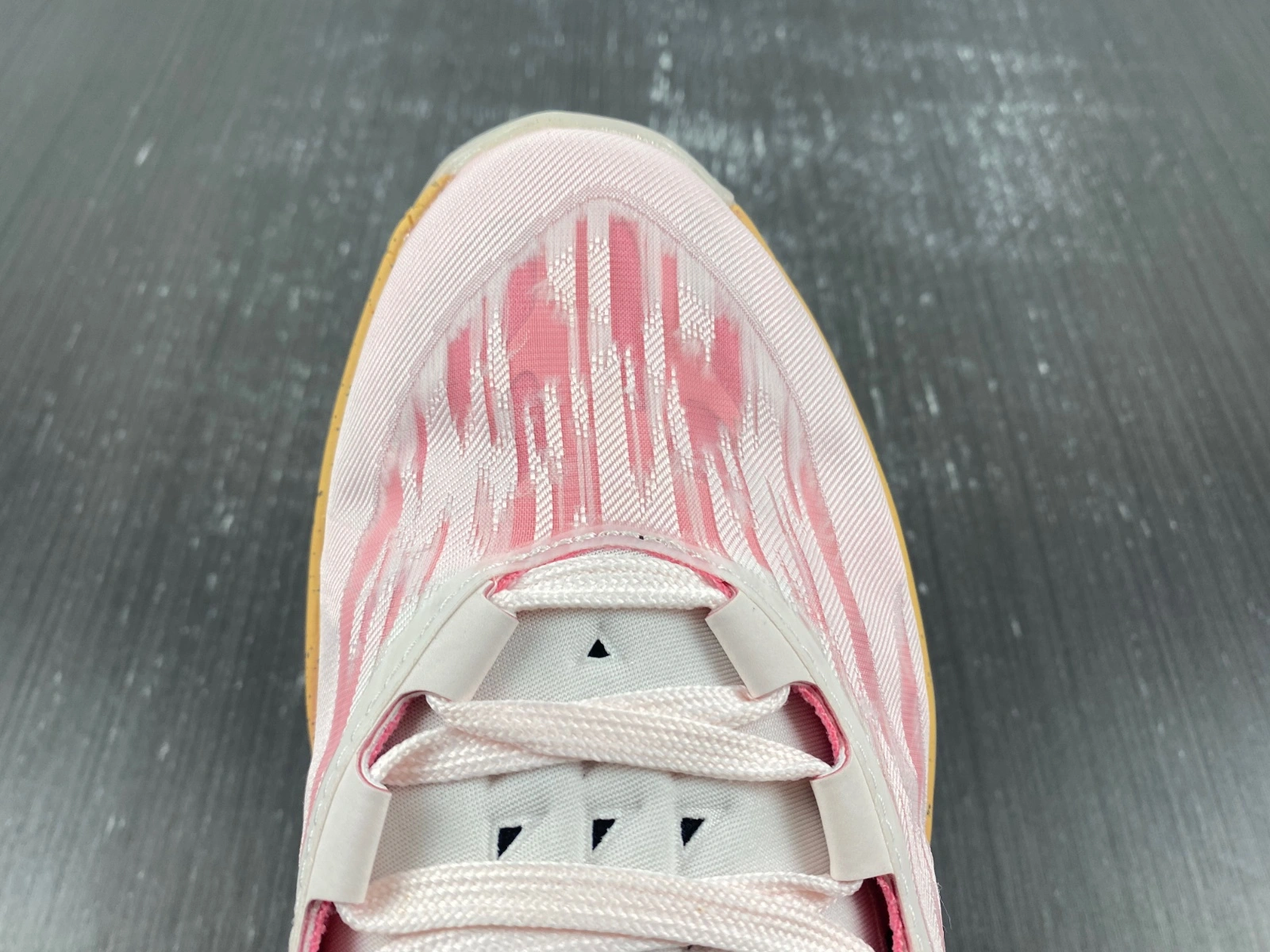 Stylish Zoom GT Cut 2 Pearl Pink DJ6015-602 DJ6013- 1157