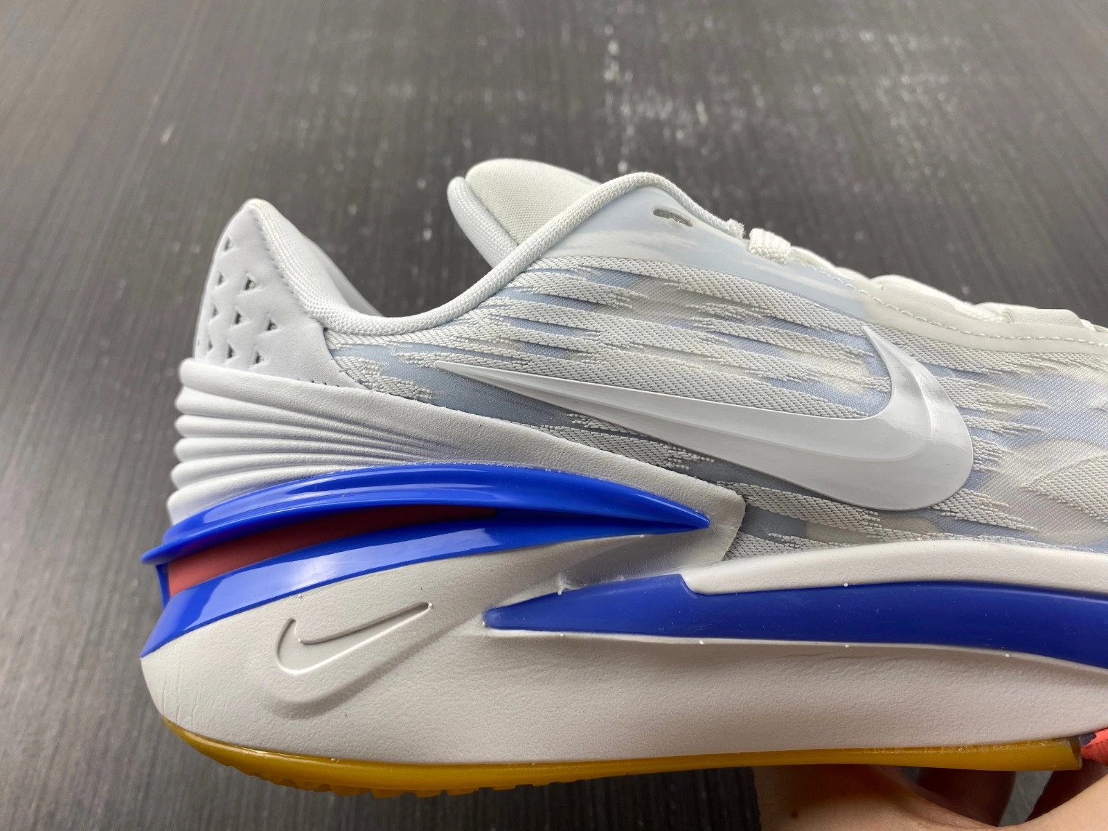 Fashionable Zoom GT Cut 2 Summit White Blue DJ6015- 1173