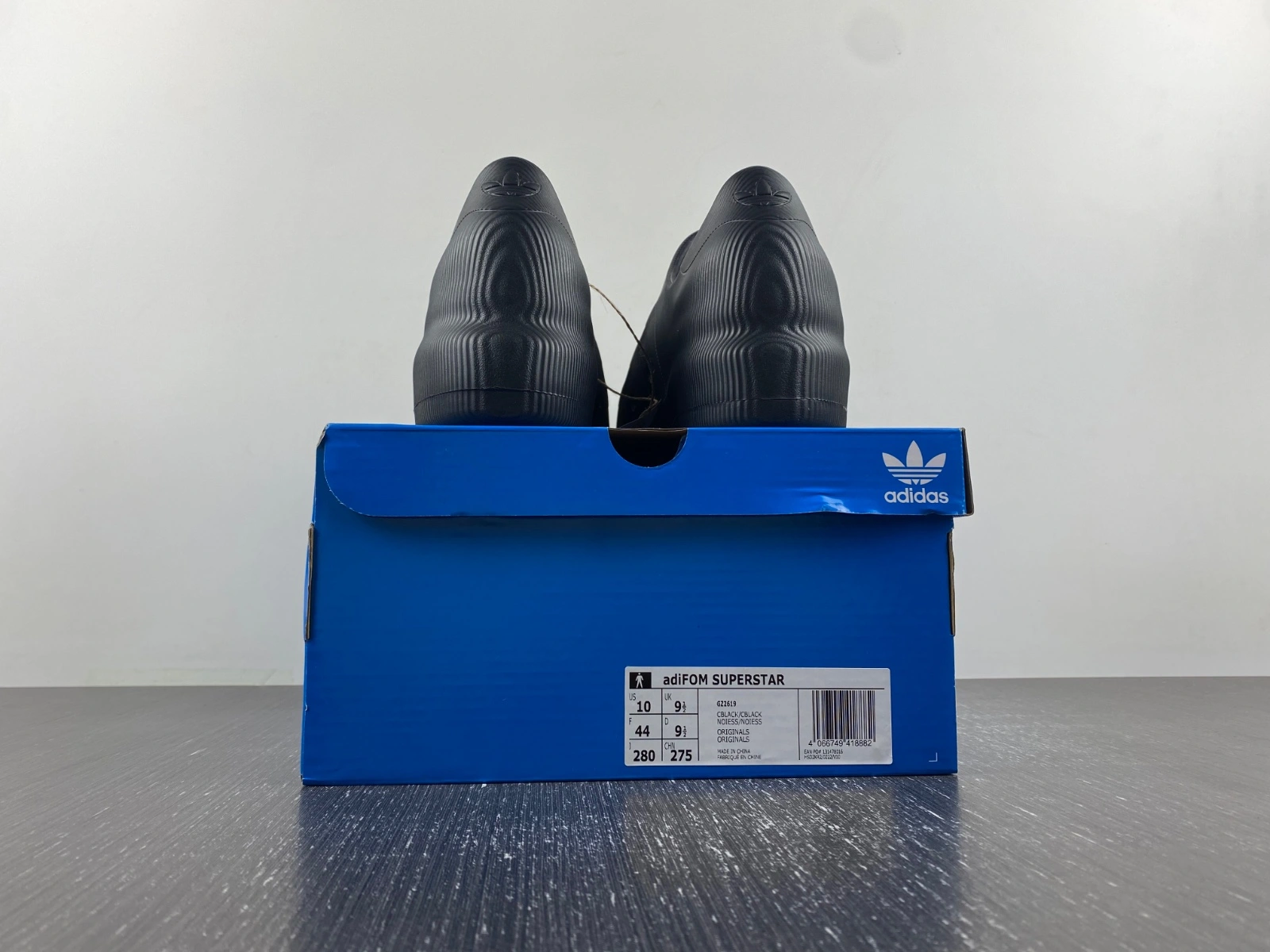 adiFOM Superstar Triple Black GZ Practical 2571