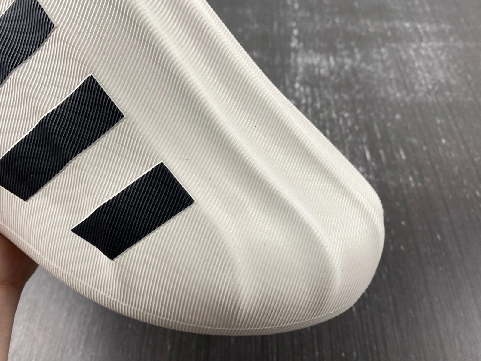 Neat adiFOM Superstar White Black HQ 2569