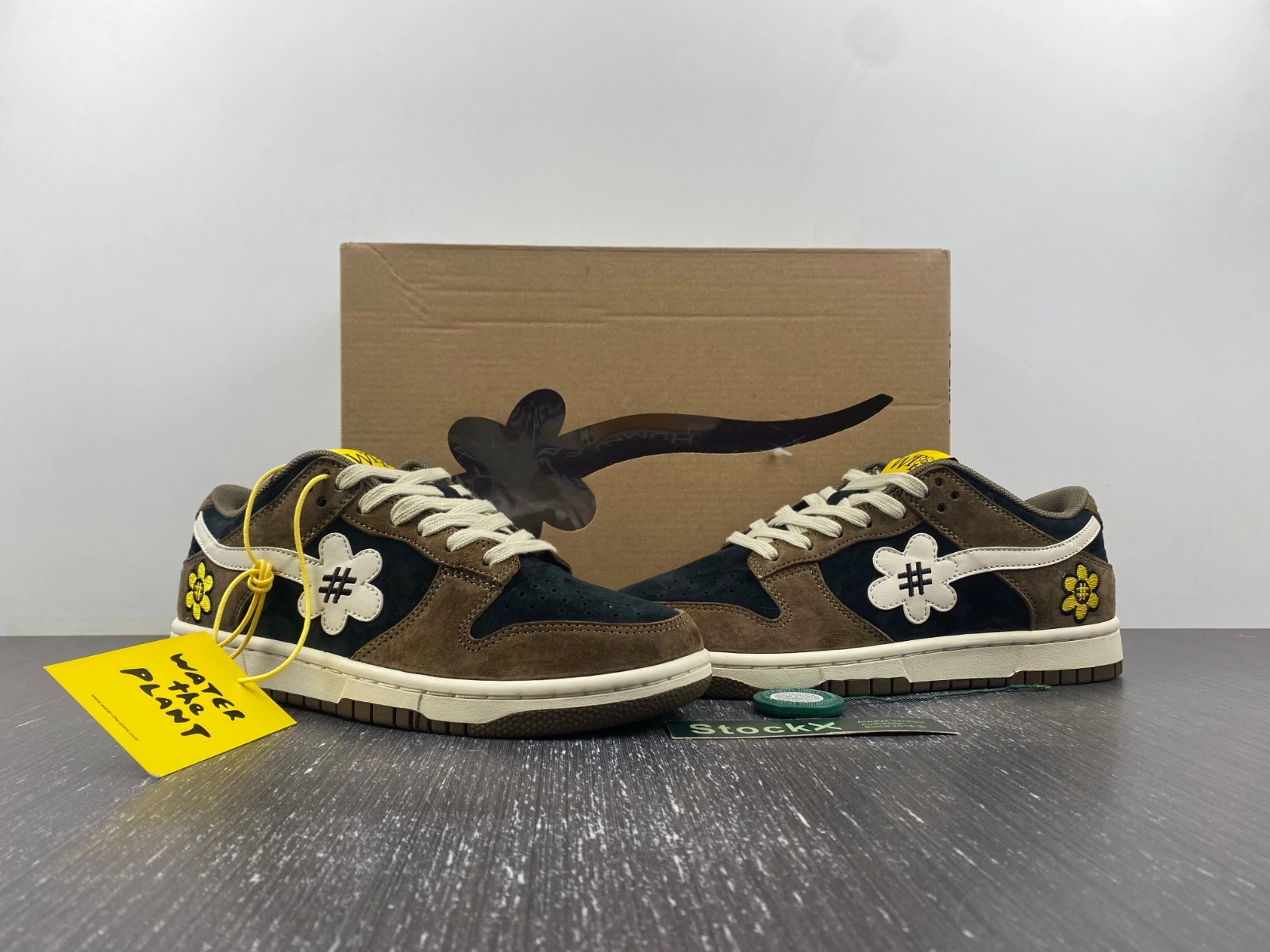 UrbanChic water the plant 1.0 DUNK LOW Mocha 113