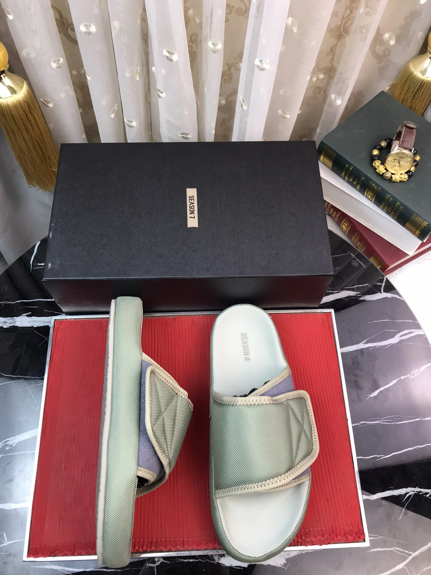 yeezy season Vibrant 2605