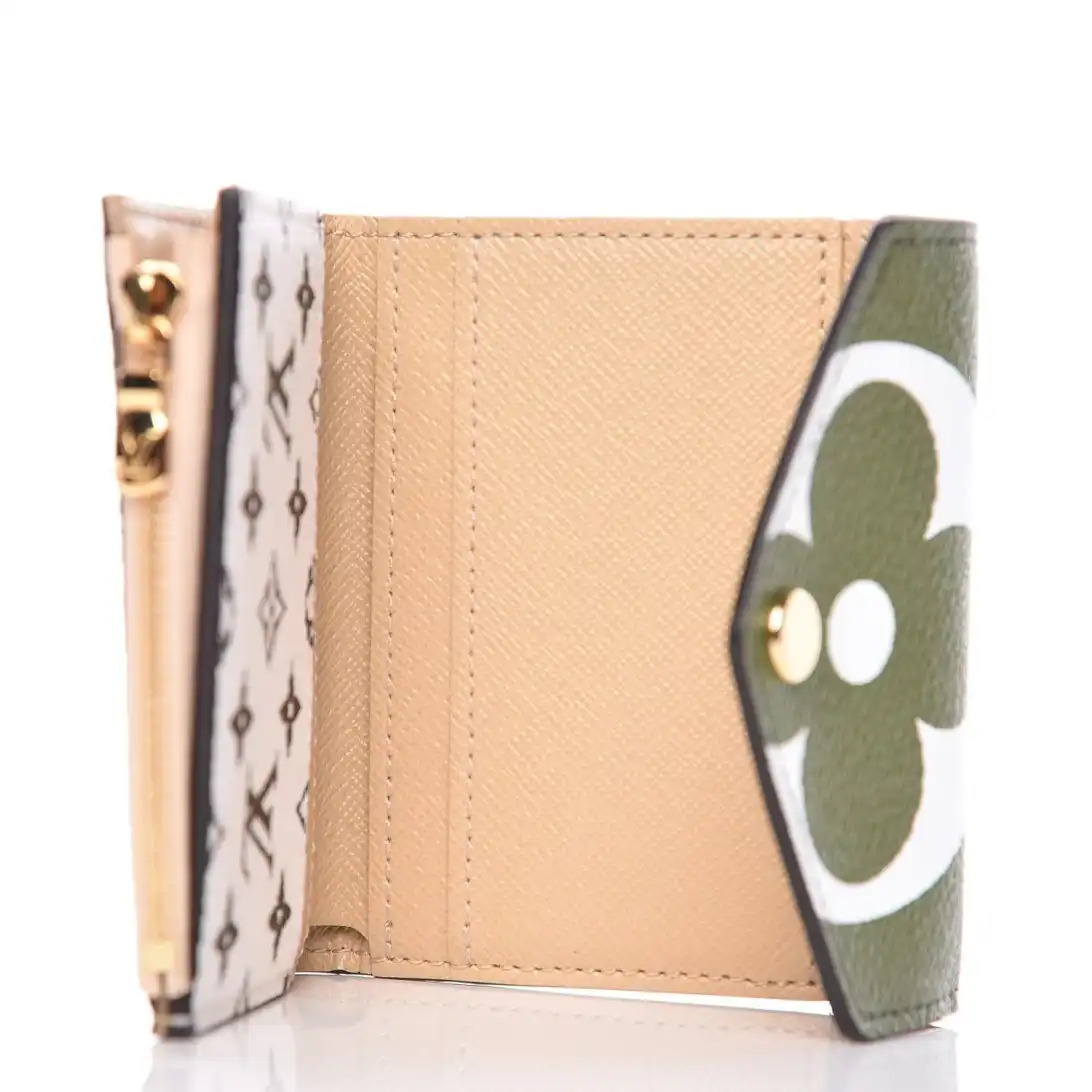 Cheap Louis Vuitton Monogram Giant Zoe Wallet Khaki M67640