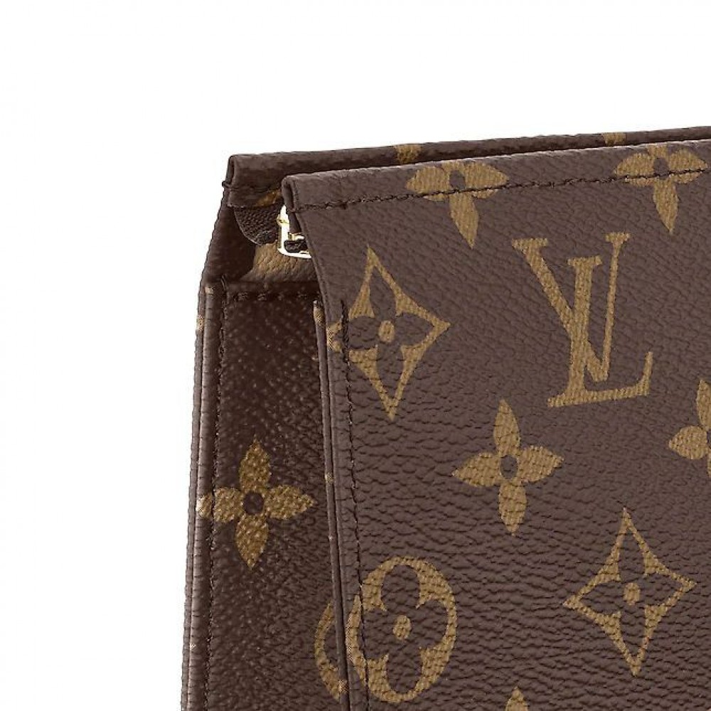 Louis Vuitton M47542 Toiletry Pouch 26