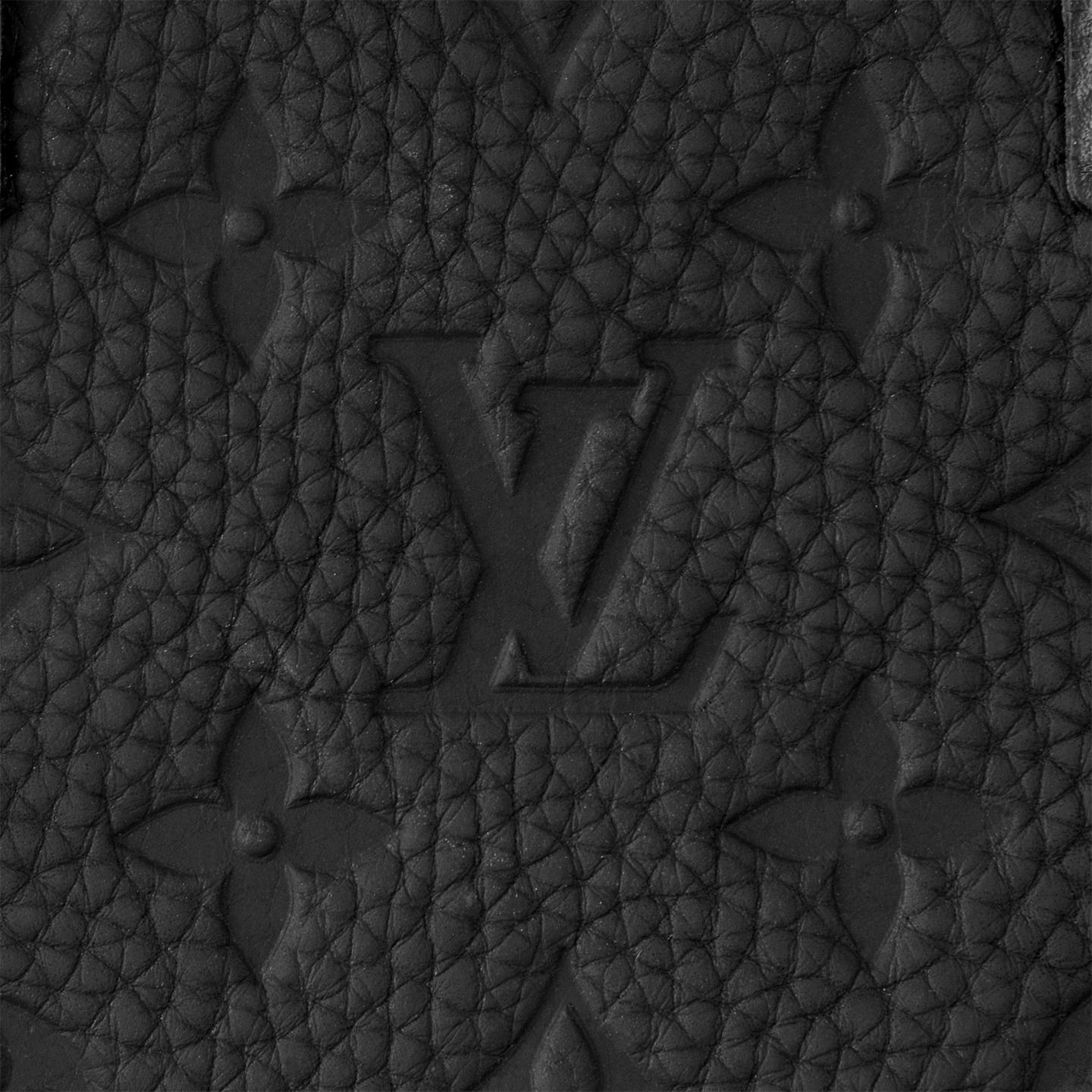 Lvlenka Louis Vuitton Monogram Taurillon Leather M55699 Christopher MM