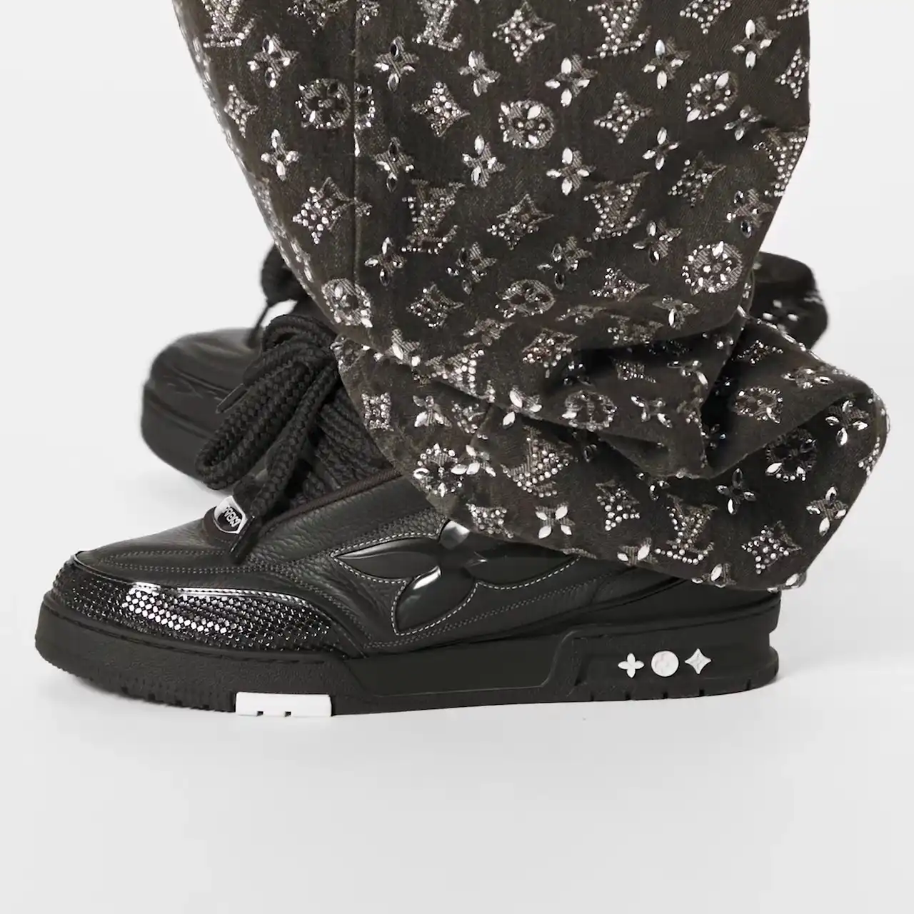 Cheap Louis Vuitton LV Skate Sneaker Black 1ABZ5J