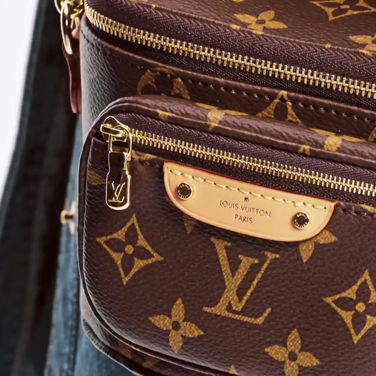 Affordable Louis Vuitton M82335 Mini Bumbag