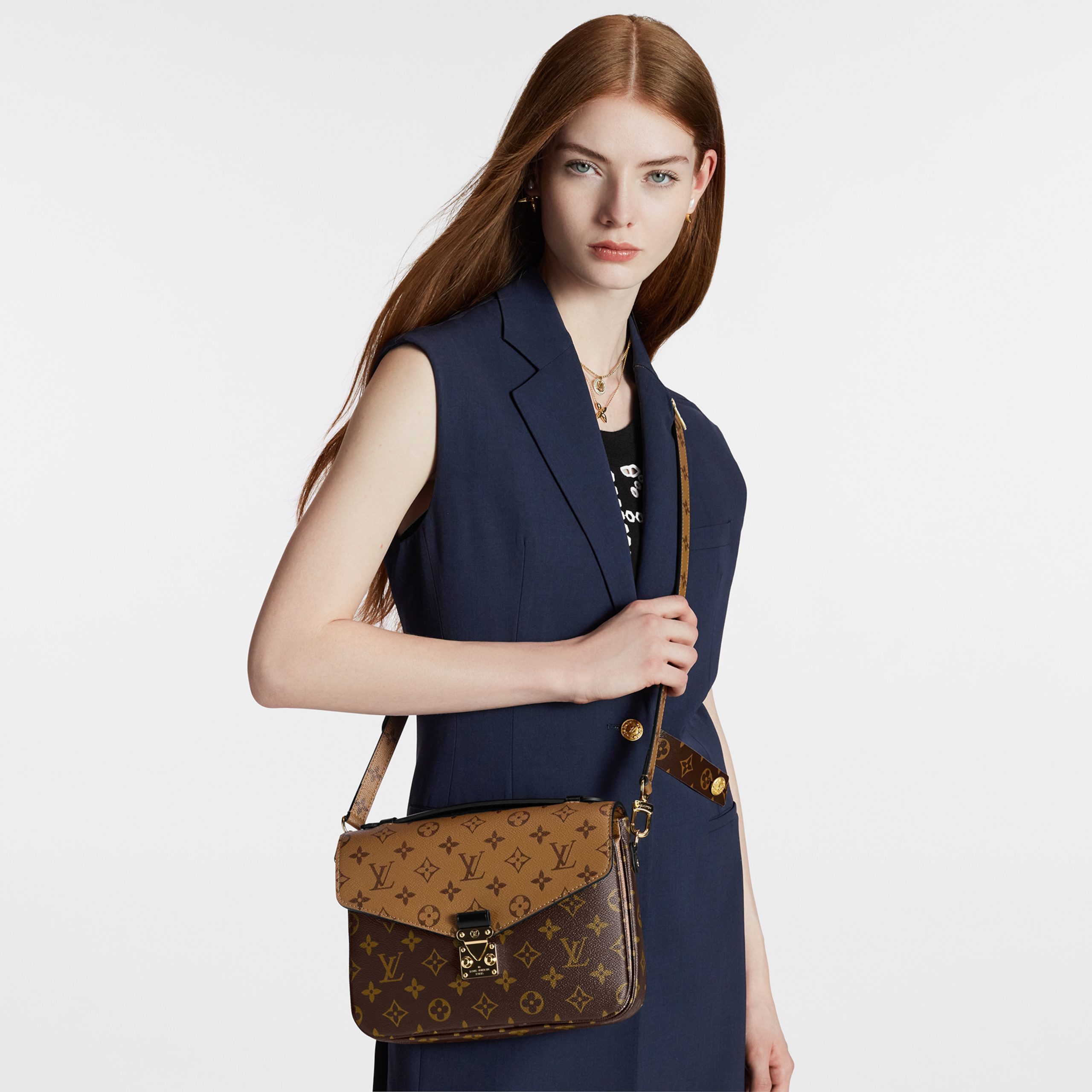 Lvlenka Louis Vuitton Pochette Metis M44876 Monogram Reverse