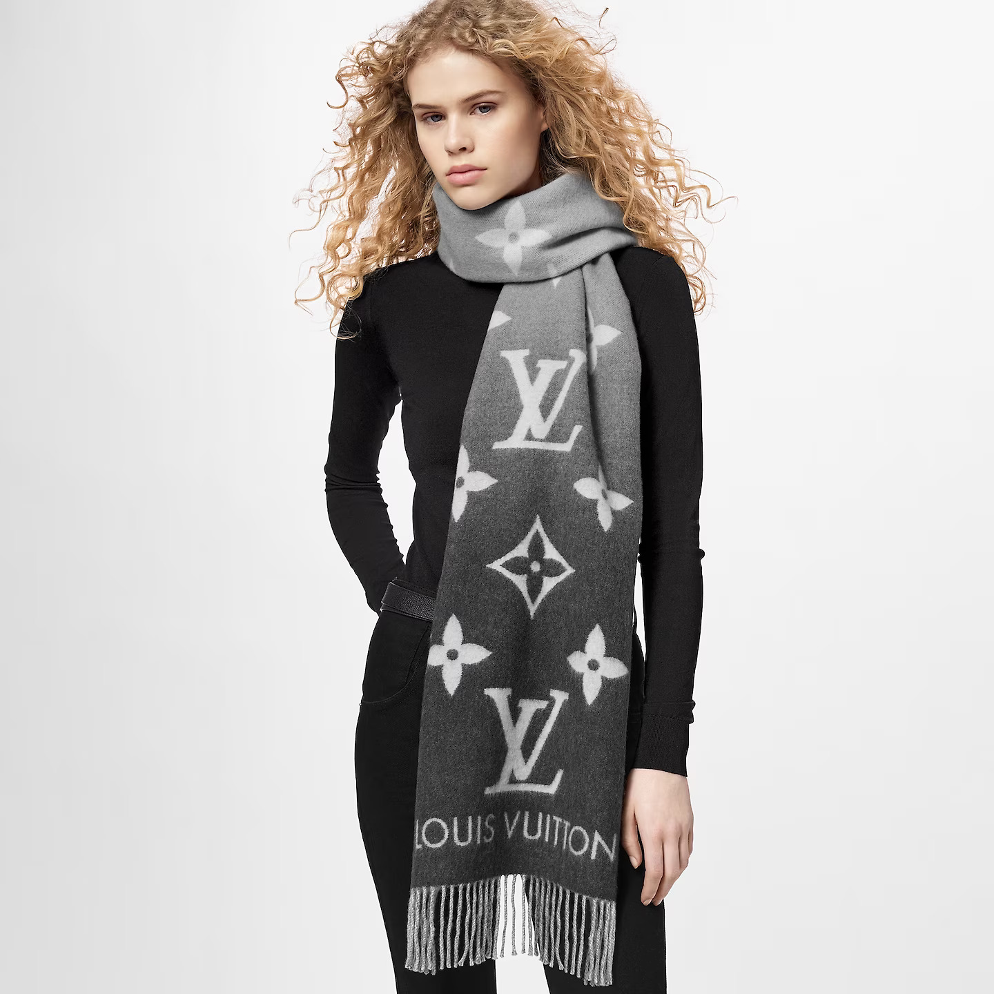 Lvlenka Louis Vuitton Grey M76336 Reykjavik Gradient Scarf