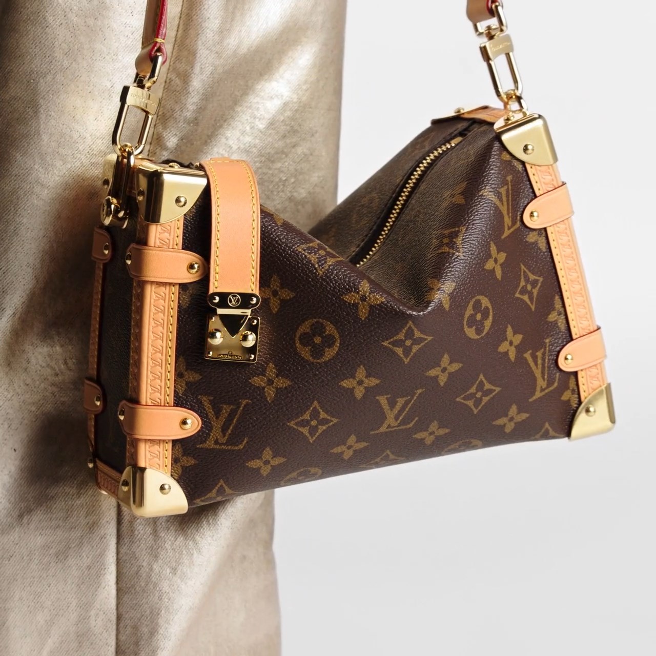 Lvlenka Louis Vuitton M46358 Side Trunk MM Monogram