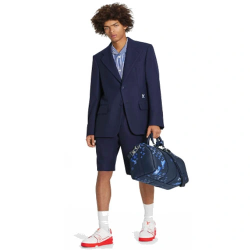 1A8R04 Light and slim coat
