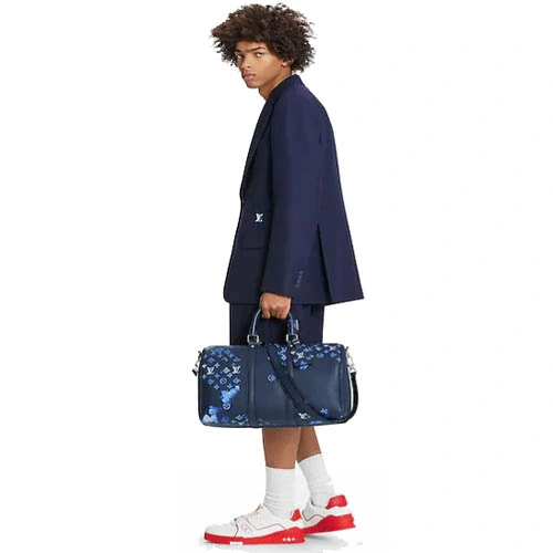1A8R04 Light and slim coat