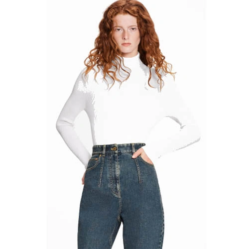1A9LAW jeans for a pedicure