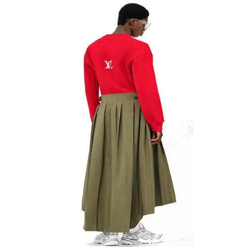 1A9T9J A pleated skirt