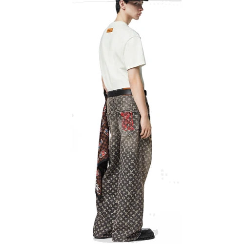 1AAGPQ Baggy jeans