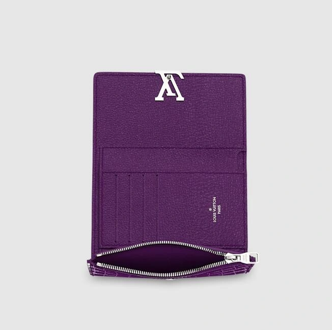 CAPUCINES COMPACT WALLET N93655