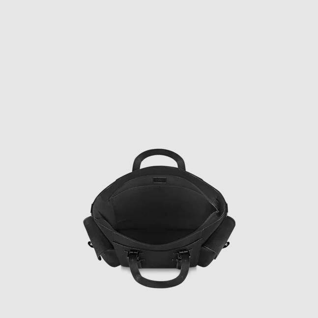 CHRISTOPHER TOTE M58479