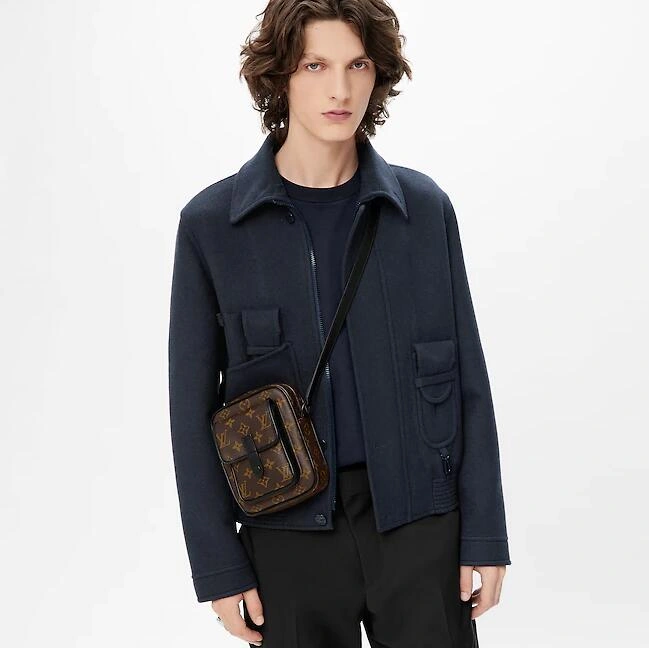 CHRISTOPHER WEARABLE WALLET M69404