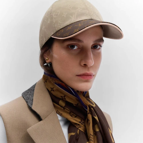 ESSENTIAL CAP M76504