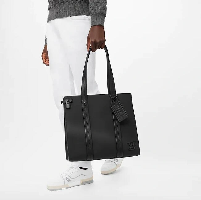LV TOTE BLACK M57308