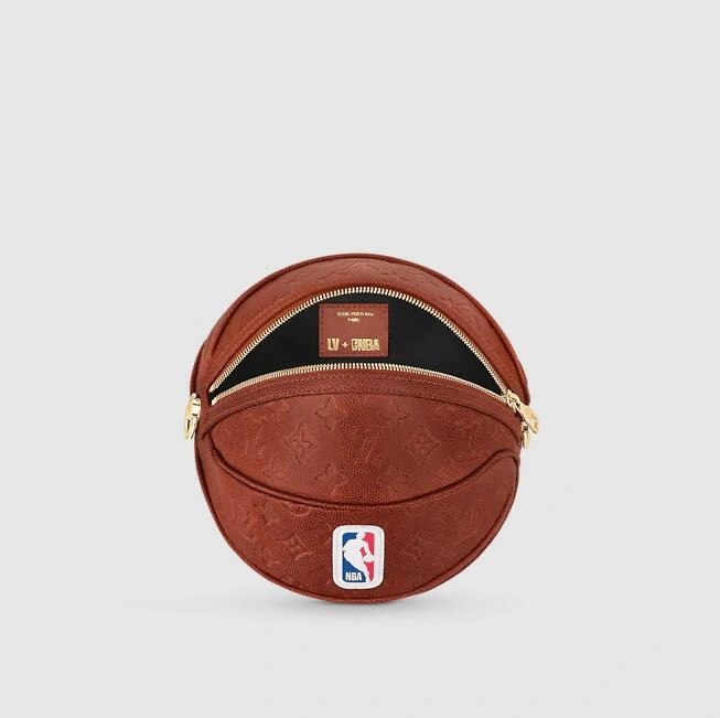 LVXNBA BALL IN BASKET M57974
