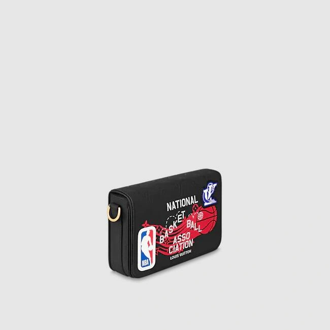 LVXNBA STUDIO MESSENGER M58498