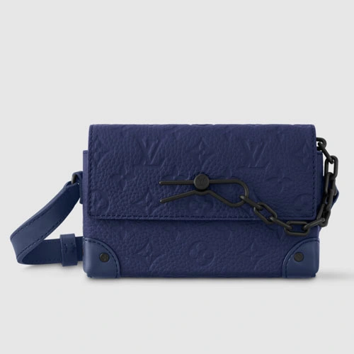M11522 Steamer Wearable Wallet Sapphire